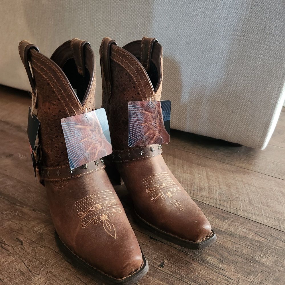 Durango Brown Heeled Boots